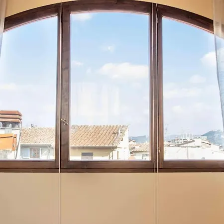 Verdi With Terrace Appartement *