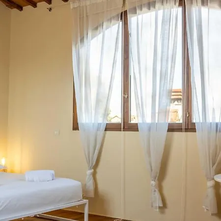 Verdi With Terrace Appartement