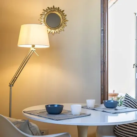 Verdi With Terrace Appartement *